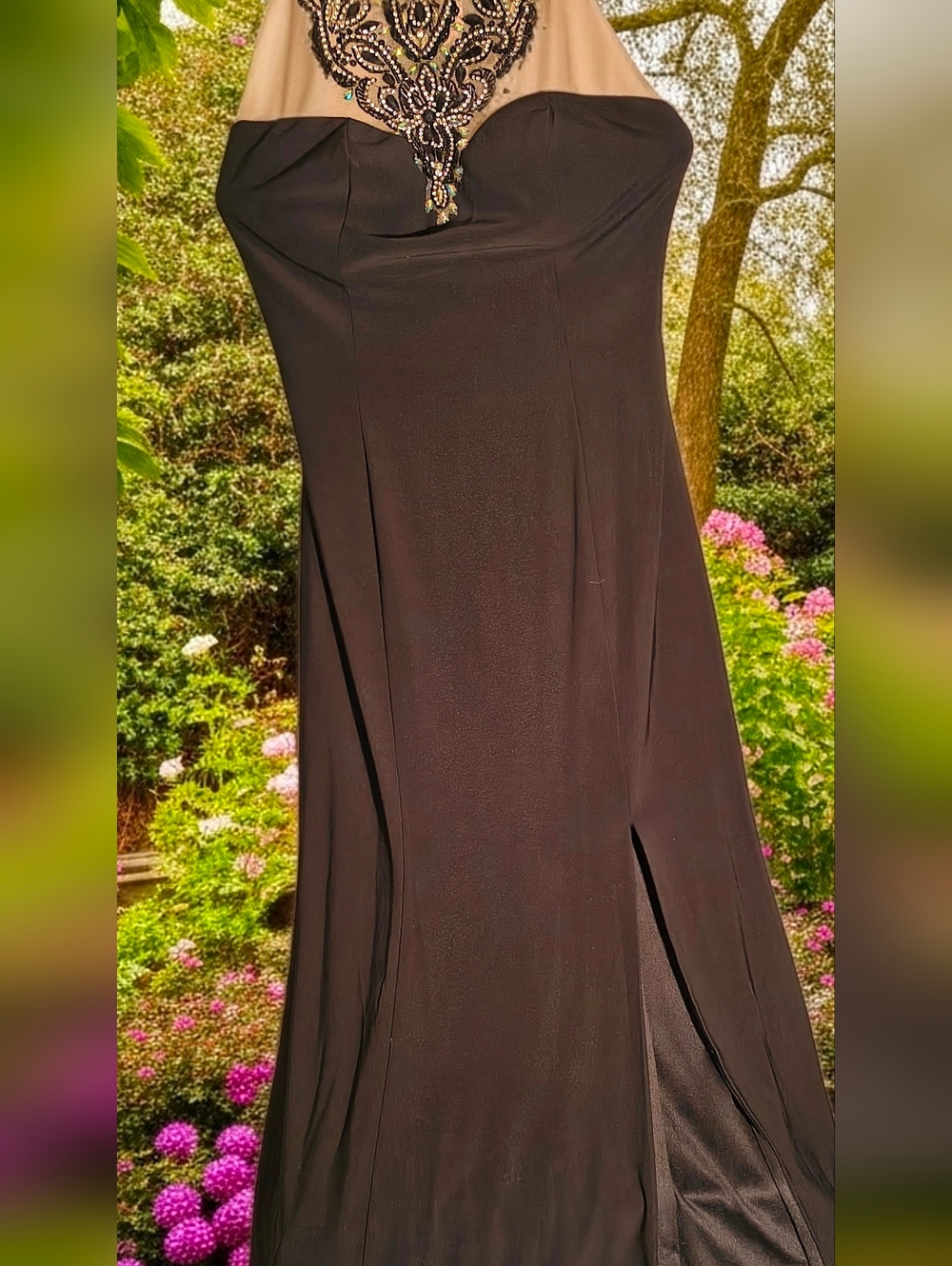 NWT Womaen's M Elegant Black Evening Gown Formal Rhinestones & Beads, Sexy Slit.